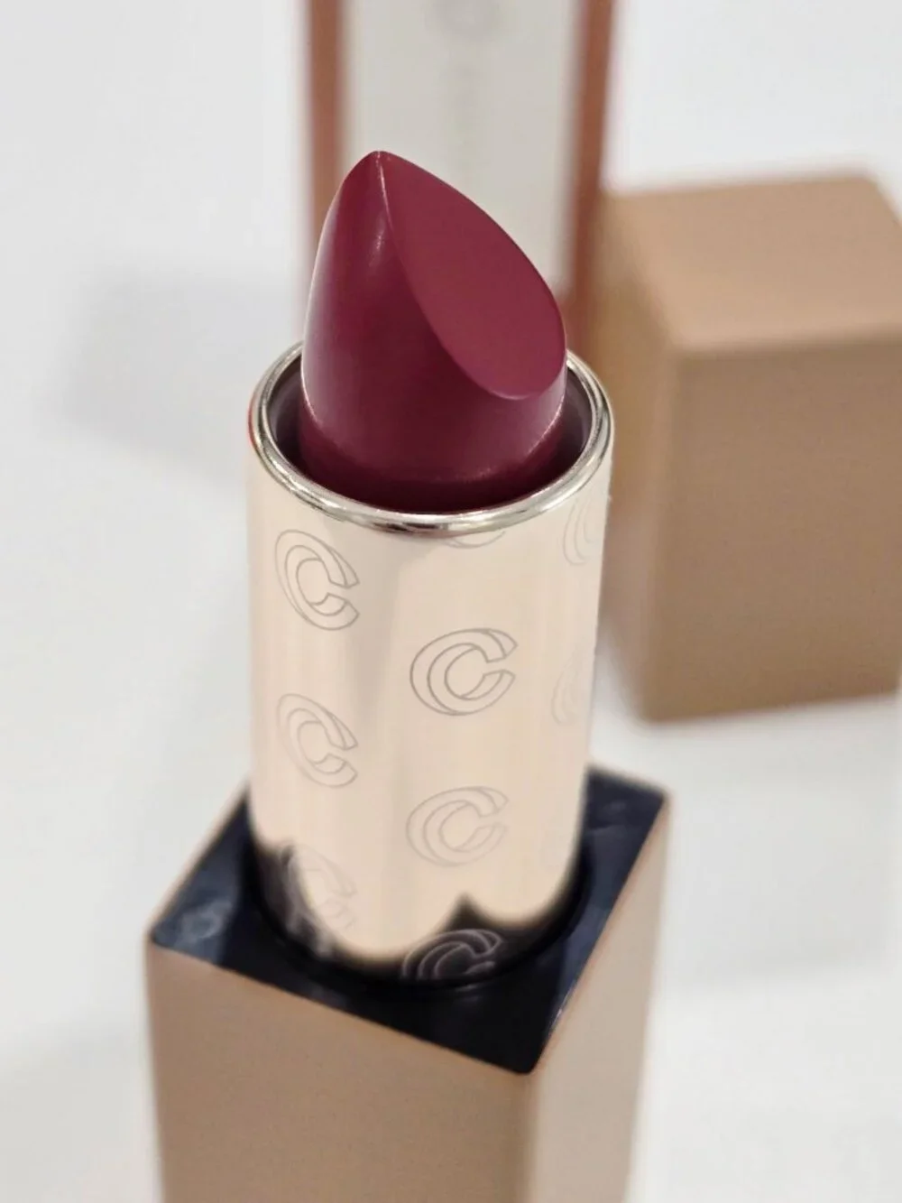 Complex Culture ✦ Pout Clout Lipstick Legend ✦ Rich Plumping Full-Coverage NWT